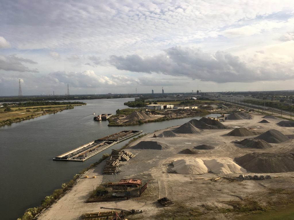 Infrastructures of extraction by the riverbanks of the Lower Mississippi